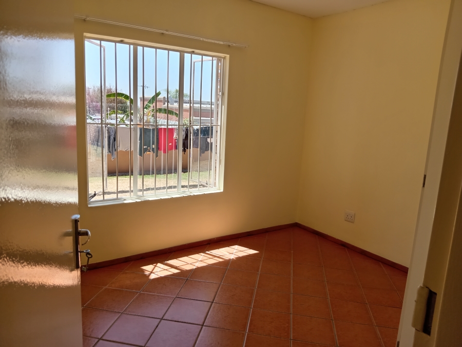 To Let 2 Bedroom Property for Rent in Terenure Gauteng