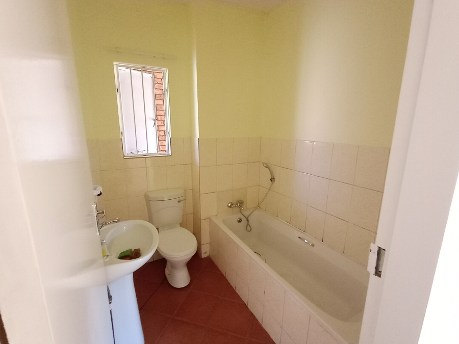To Let 2 Bedroom Property for Rent in Terenure Gauteng