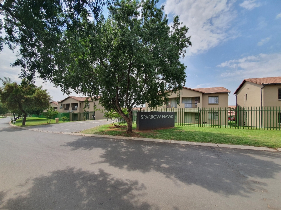 To Let 2 Bedroom Property for Rent in Albemarle Gauteng