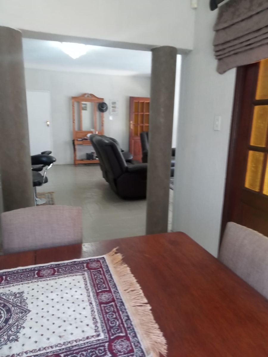 4 Bedroom Property for Sale in Selcourt Gauteng
