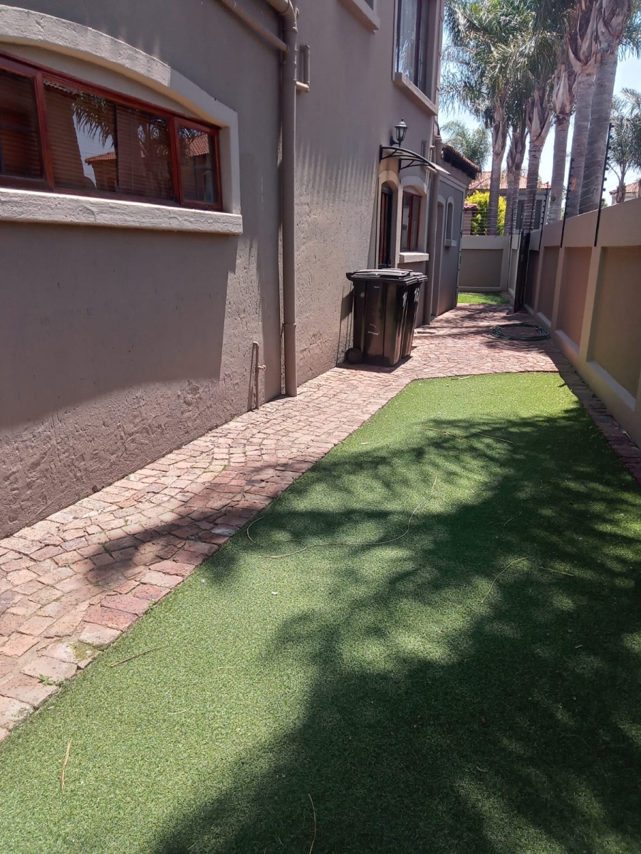 4 Bedroom Property for Sale in Selcourt Gauteng