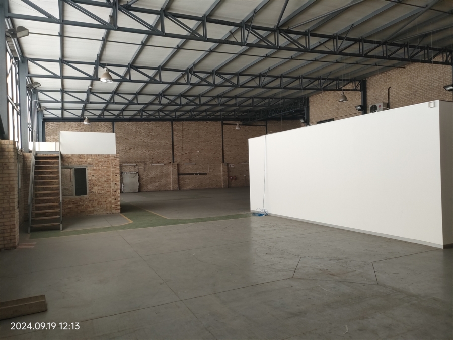 To Let commercial Property for Rent in North Riding Gauteng