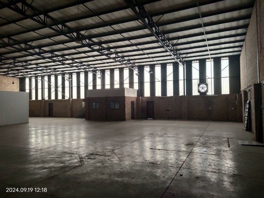 To Let commercial Property for Rent in North Riding Gauteng