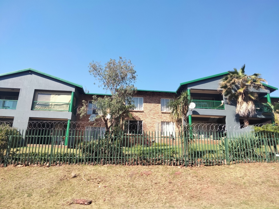 2 Bedroom Property for Sale in Rangeview Gauteng