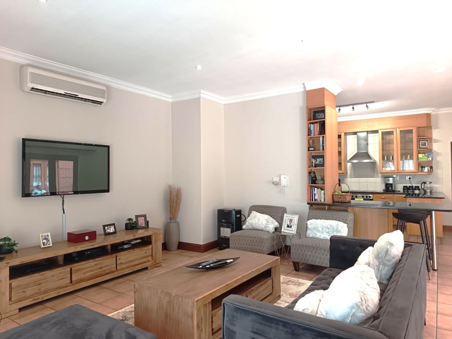 To Let 5 Bedroom Property for Rent in Bryanston Gauteng