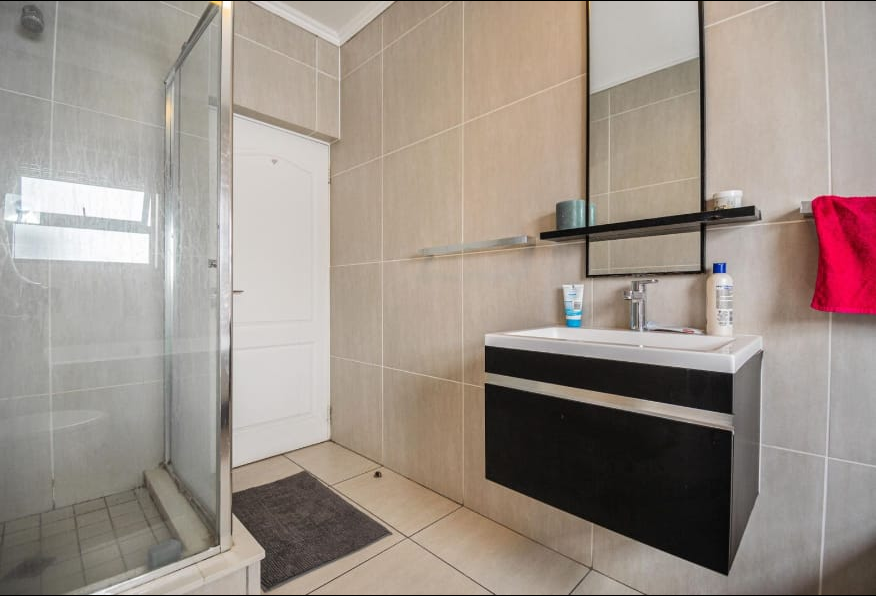 To Let 3 Bedroom Property for Rent in Greenstone Hill Gauteng