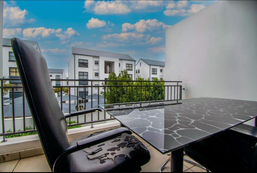 To Let 3 Bedroom Property for Rent in Greenstone Hill Gauteng