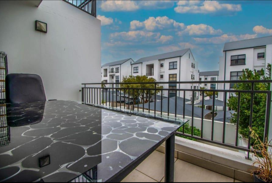 To Let 3 Bedroom Property for Rent in Greenstone Hill Gauteng