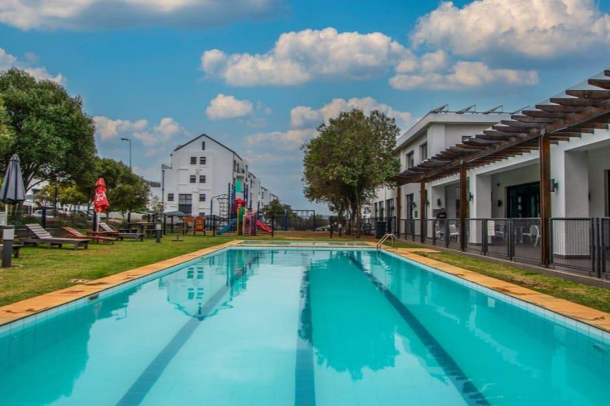 To Let 3 Bedroom Property for Rent in Greenstone Hill Gauteng