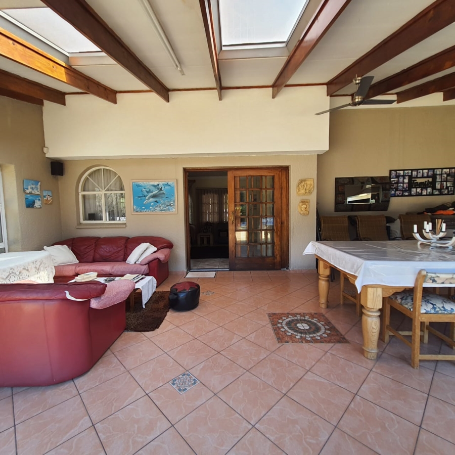 5 Bedroom Property for Sale in Dalpark Gauteng