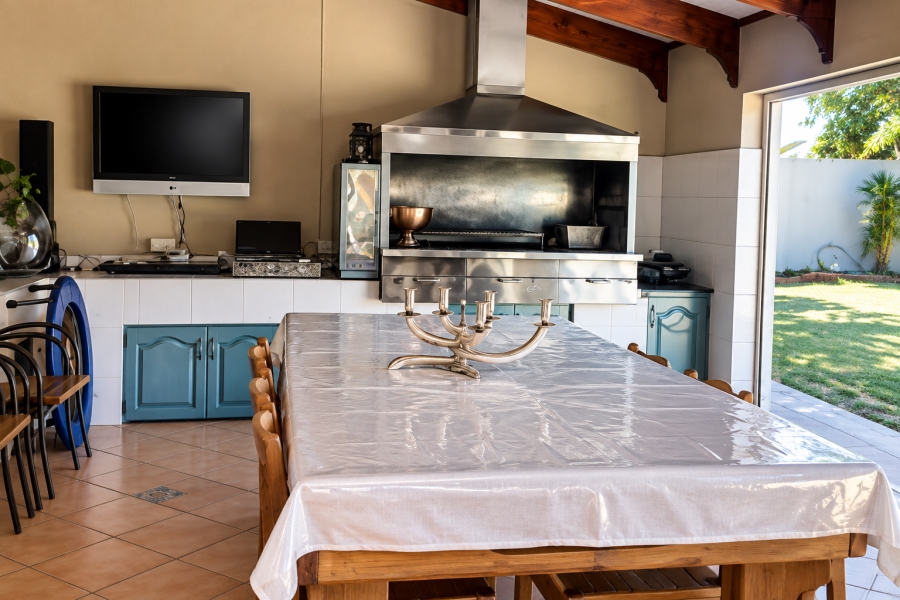5 Bedroom Property for Sale in Dalpark Gauteng