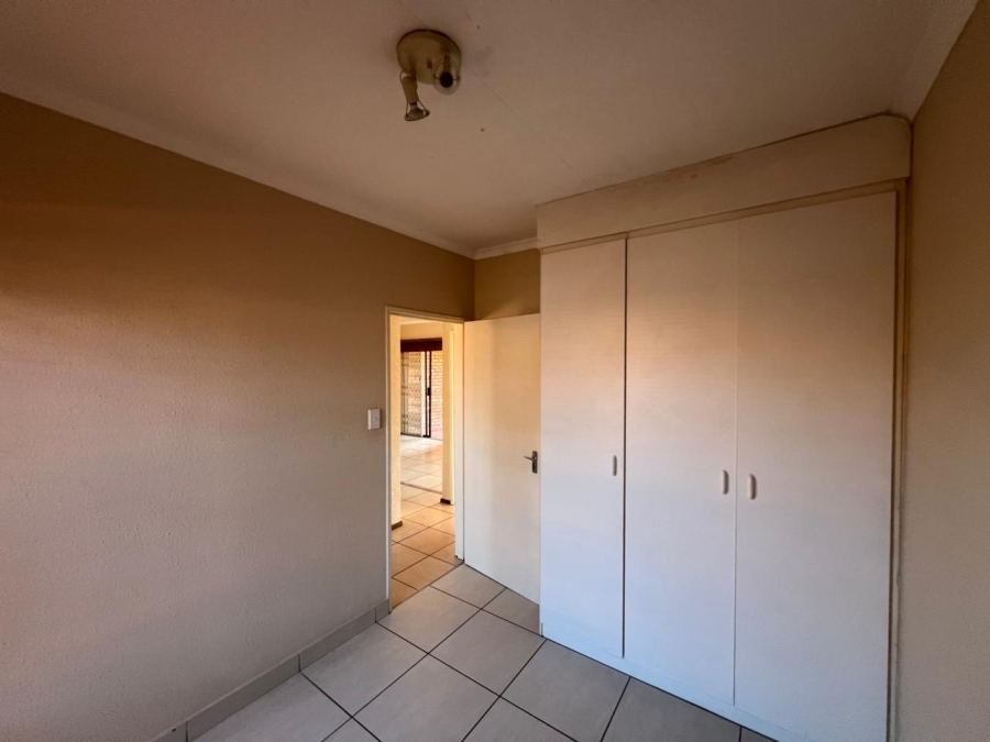 To Let 2 Bedroom Property for Rent in Edleen Gauteng