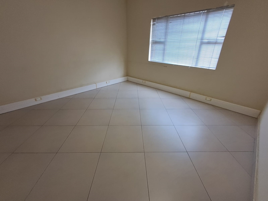 To Let commercial Property for Rent in Three Rivers Proper Gauteng