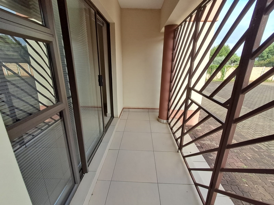 To Let commercial Property for Rent in Three Rivers Proper Gauteng