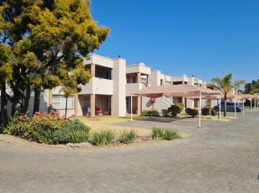 3 Bedroom Property for Sale in Gleneagles Gauteng