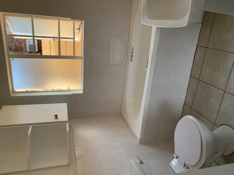 To Let 2 Bedroom Property for Rent in Wapadrand Gauteng