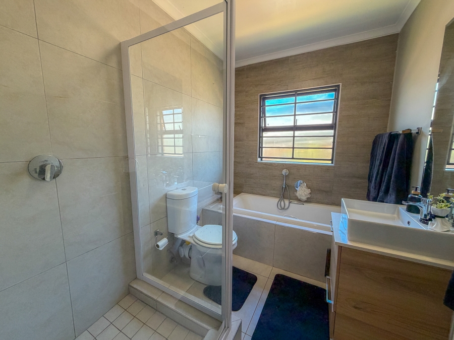 To Let 3 Bedroom Property for Rent in Irene Gauteng