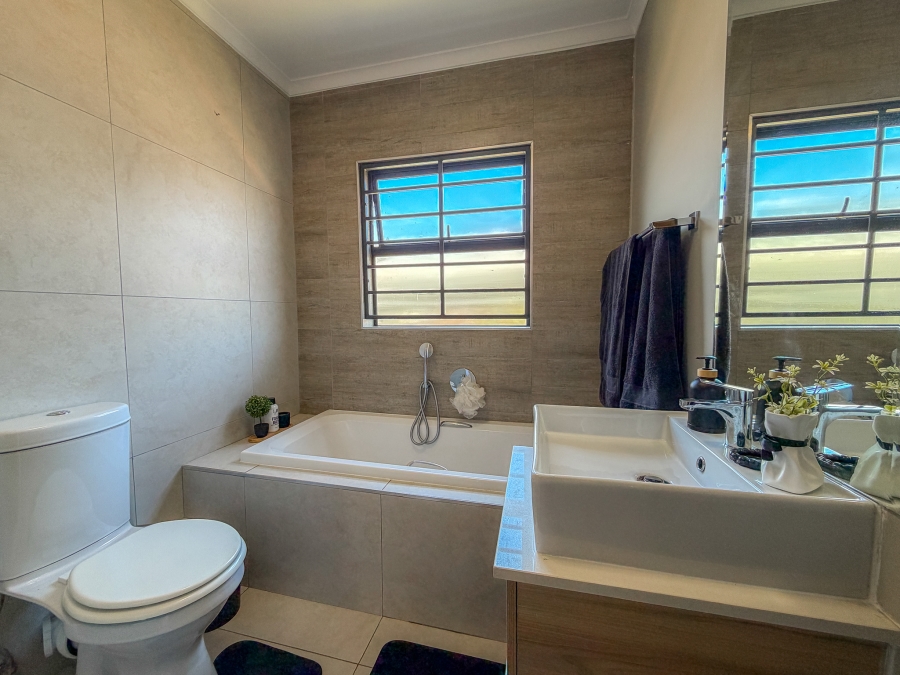 To Let 3 Bedroom Property for Rent in Irene Gauteng