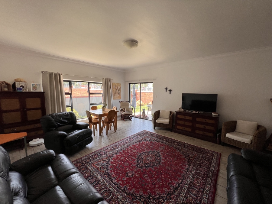 To Let 2 Bedroom Property for Rent in Meyersdal Gauteng
