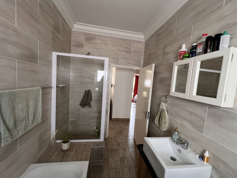 To Let 2 Bedroom Property for Rent in Meyersdal Gauteng