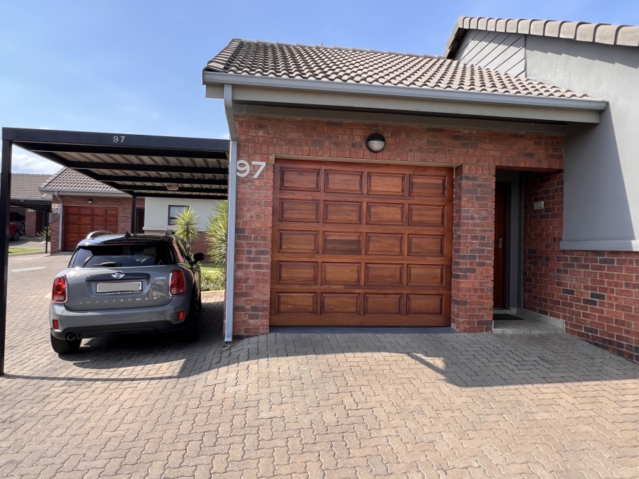 To Let 2 Bedroom Property for Rent in Meyersdal Gauteng
