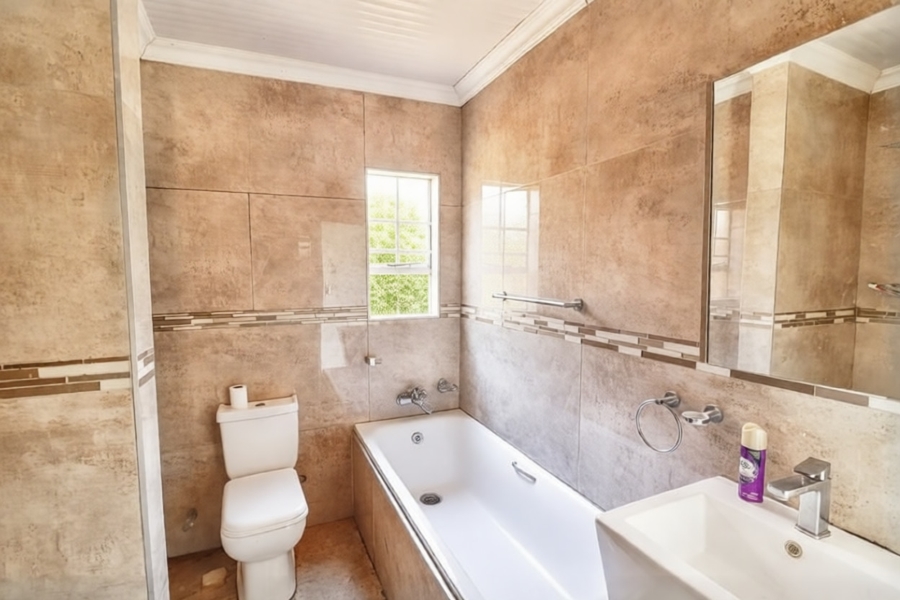 2 Bedroom Property for Sale in Halfway Gardens Gauteng