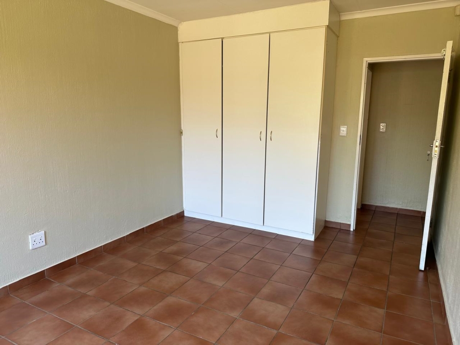 2 Bedroom Property for Sale in Marais Steyn Park Gauteng