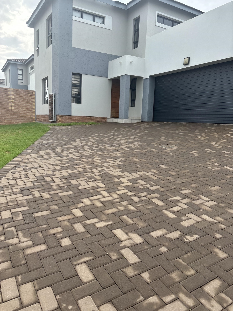 To Let 3 Bedroom Property for Rent in Thatchfield Ridge Gauteng