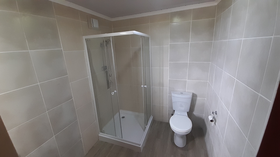To Let 2 Bedroom Property for Rent in Mondeor Gauteng