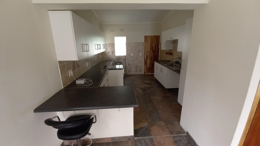 1 Bedroom Property for Sale in Mondeor Gauteng