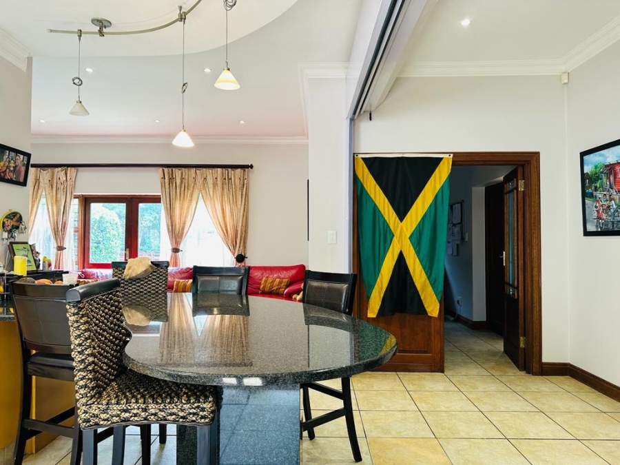 To Let 5 Bedroom Property for Rent in Bryanston Gauteng