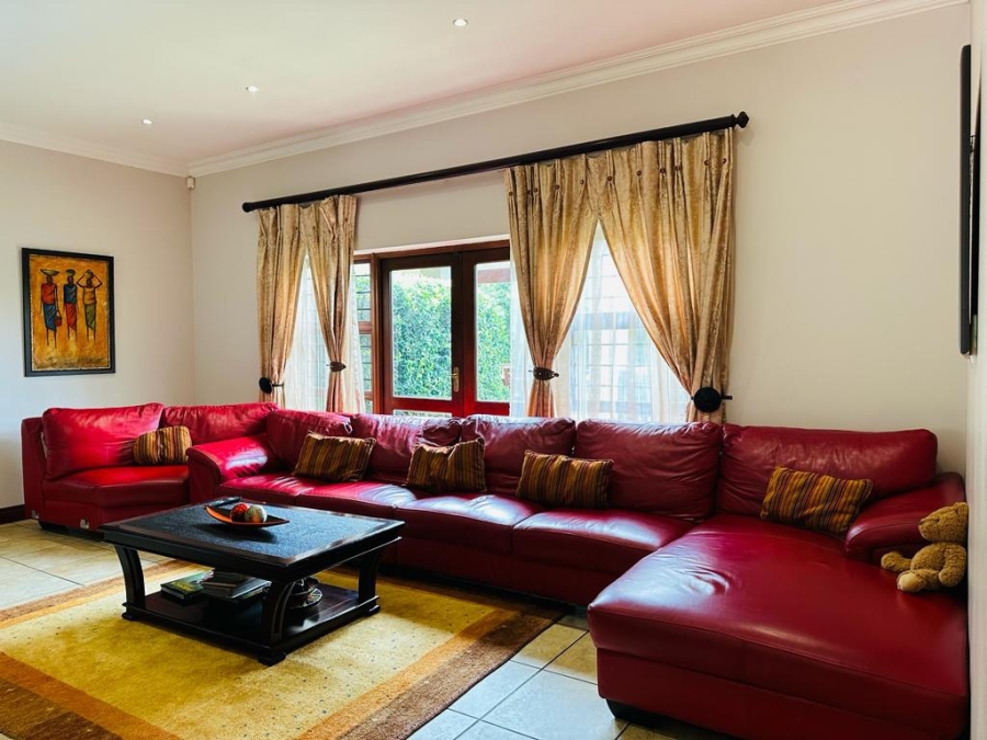 To Let 5 Bedroom Property for Rent in Bryanston Gauteng