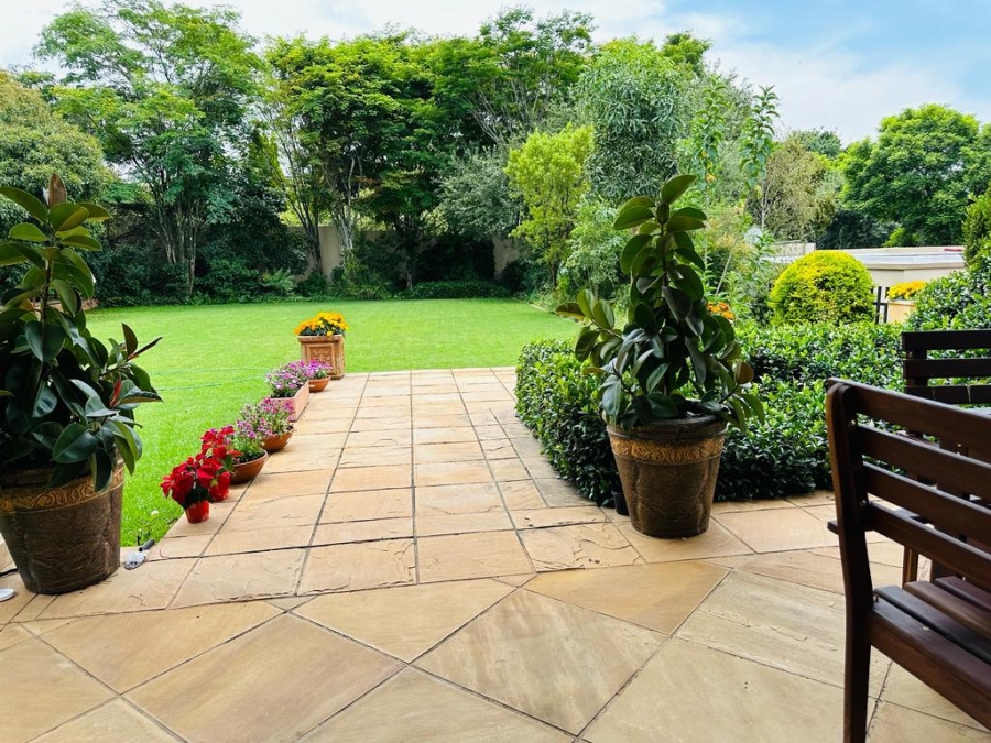 To Let 5 Bedroom Property for Rent in Bryanston Gauteng