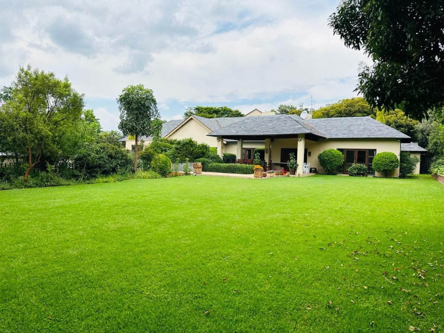 To Let 5 Bedroom Property for Rent in Bryanston Gauteng