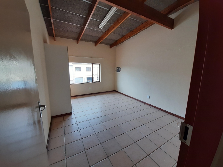 To Let 1 Bedroom Property for Rent in Pretoria North Gauteng