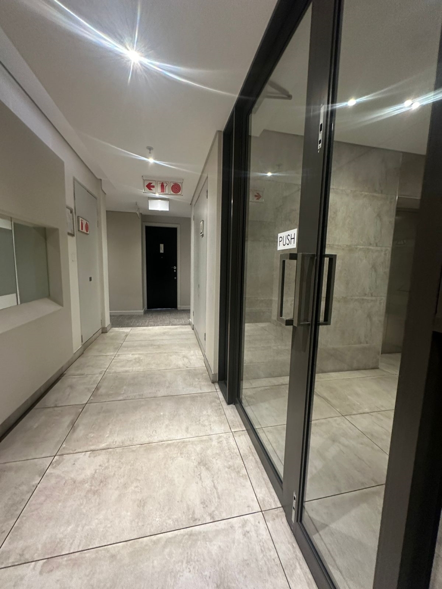To Let 1 Bedroom Property for Rent in Sandton Central Gauteng