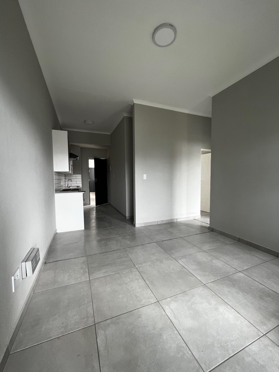 2 Bedroom Property for Sale in Glen Marais Gauteng