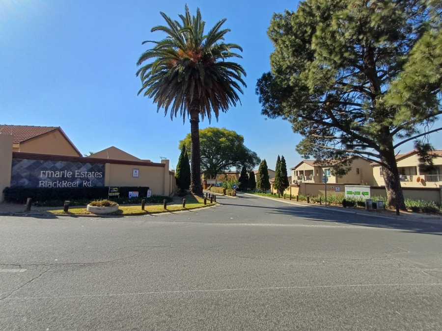 To Let 2 Bedroom Property for Rent in Albemarle Gauteng