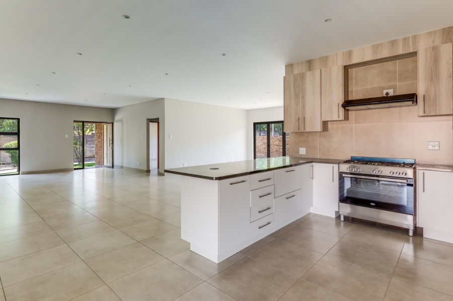 2 Bedroom Property for Sale in Mantevrede Gauteng