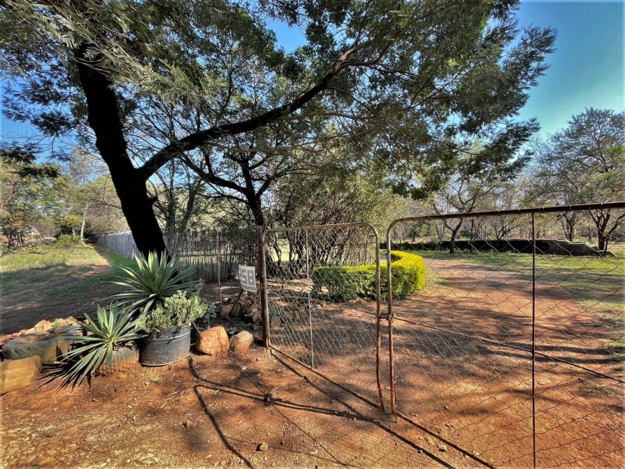 0 Bedroom Property for Sale in Zwavelpoort Gauteng