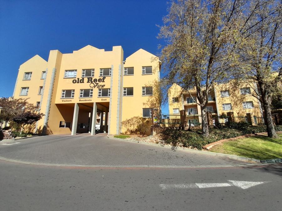 To Let 2 Bedroom Property for Rent in Ormonde Gauteng