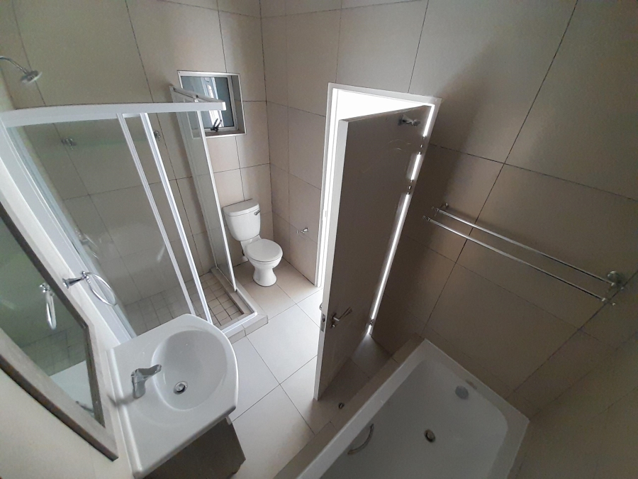 To Let 2 Bedroom Property for Rent in Ormonde Gauteng