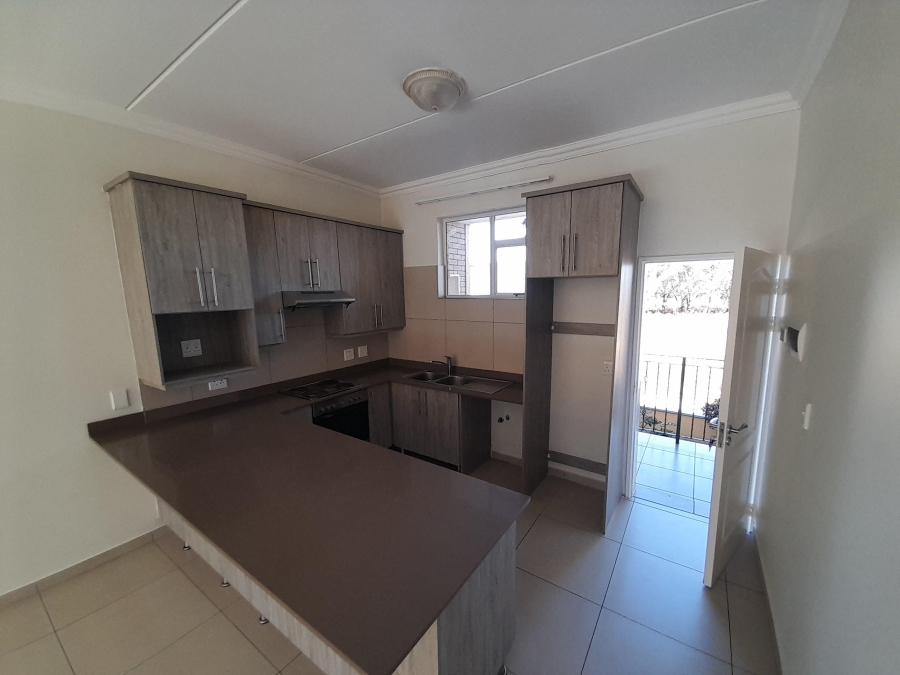 To Let 2 Bedroom Property for Rent in Ormonde Gauteng