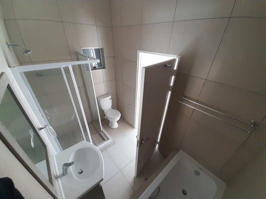 To Let 2 Bedroom Property for Rent in Ormonde Gauteng