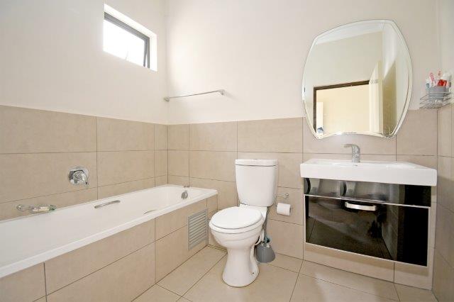 To Let 3 Bedroom Property for Rent in Jackal Creek Golf Estate Gauteng