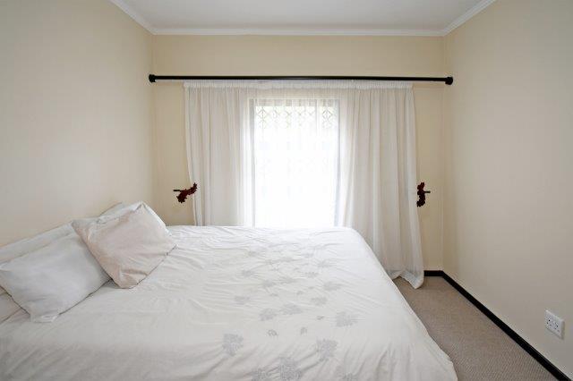 To Let 3 Bedroom Property for Rent in Jackal Creek Golf Estate Gauteng