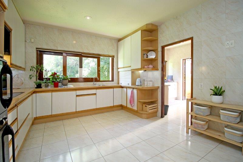 To Let 4 Bedroom Property for Rent in Victory Park Gauteng