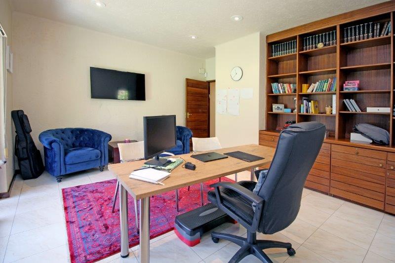 To Let 4 Bedroom Property for Rent in Victory Park Gauteng