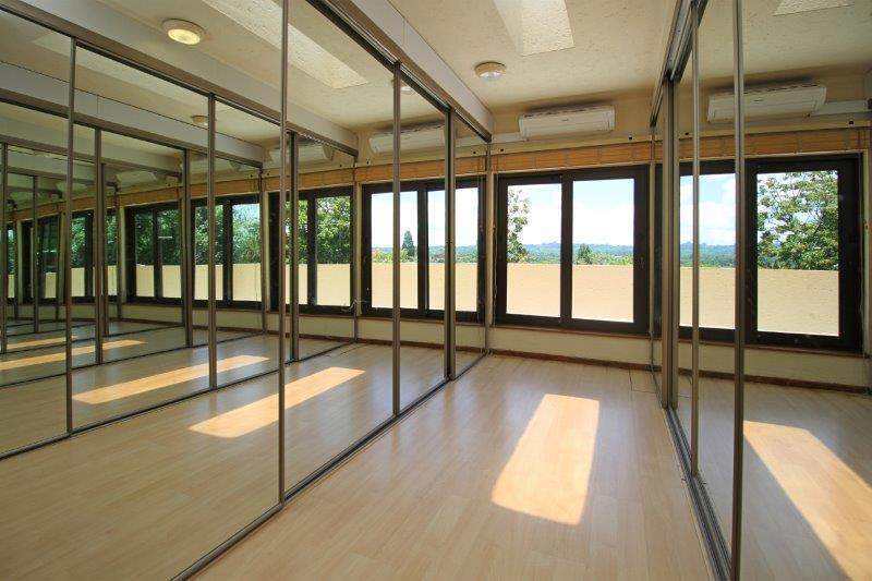 To Let 4 Bedroom Property for Rent in Victory Park Gauteng