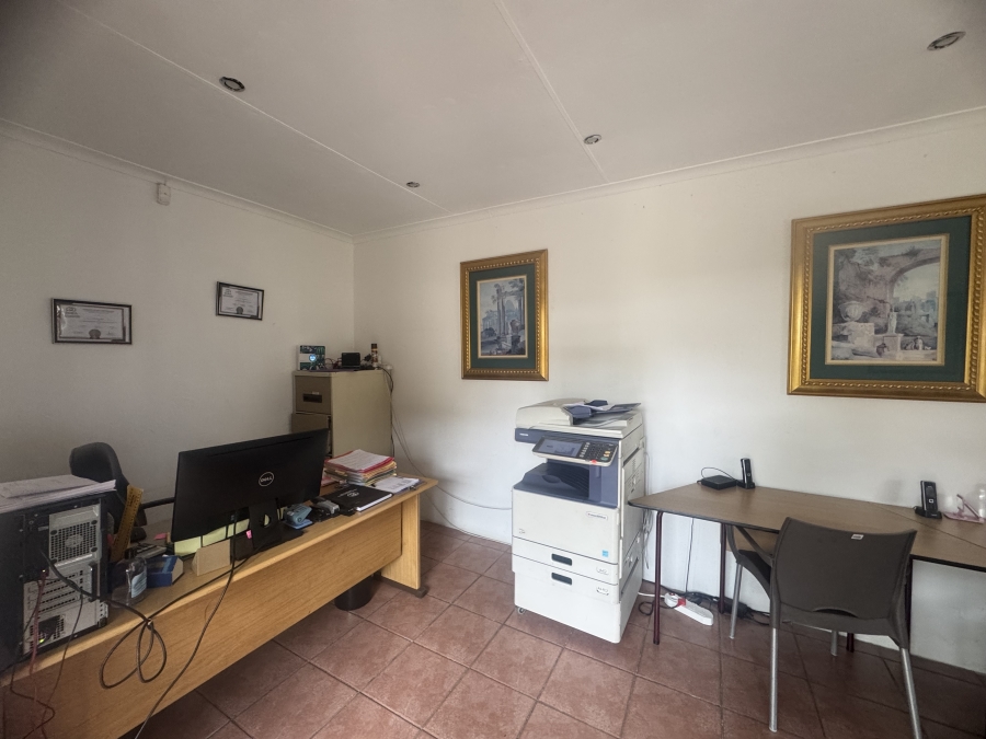To Let Commercial Property for Rent in Lambton Gauteng